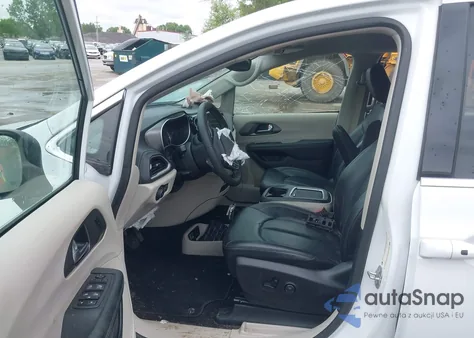 2023 Chrysler Pacifica Hybrid Touring L из США, поврежденный, VIN 2C4RC1L78PR608880